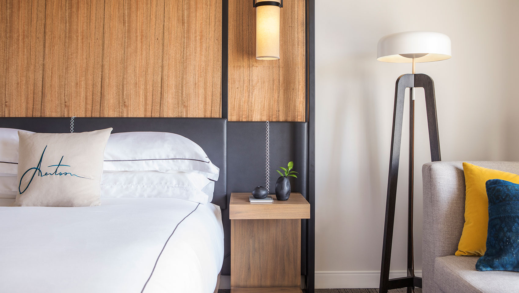 King Deluxe Suite Bed